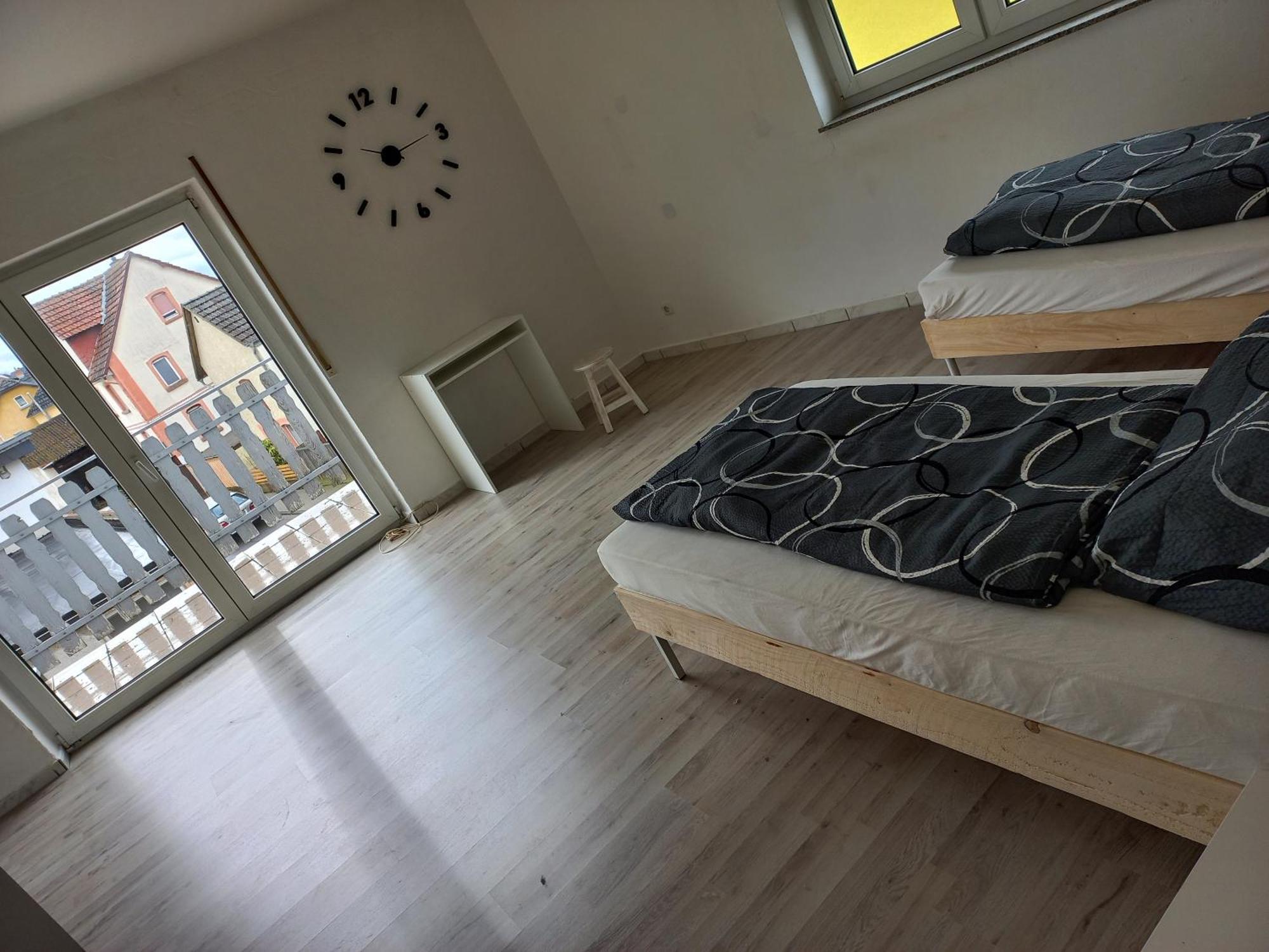 Modern Hoteliving Gießen Habitación foto